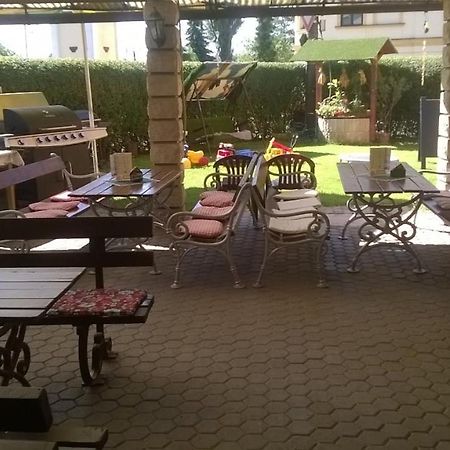 Penzion U Slunce Jaroměř Extérieur photo